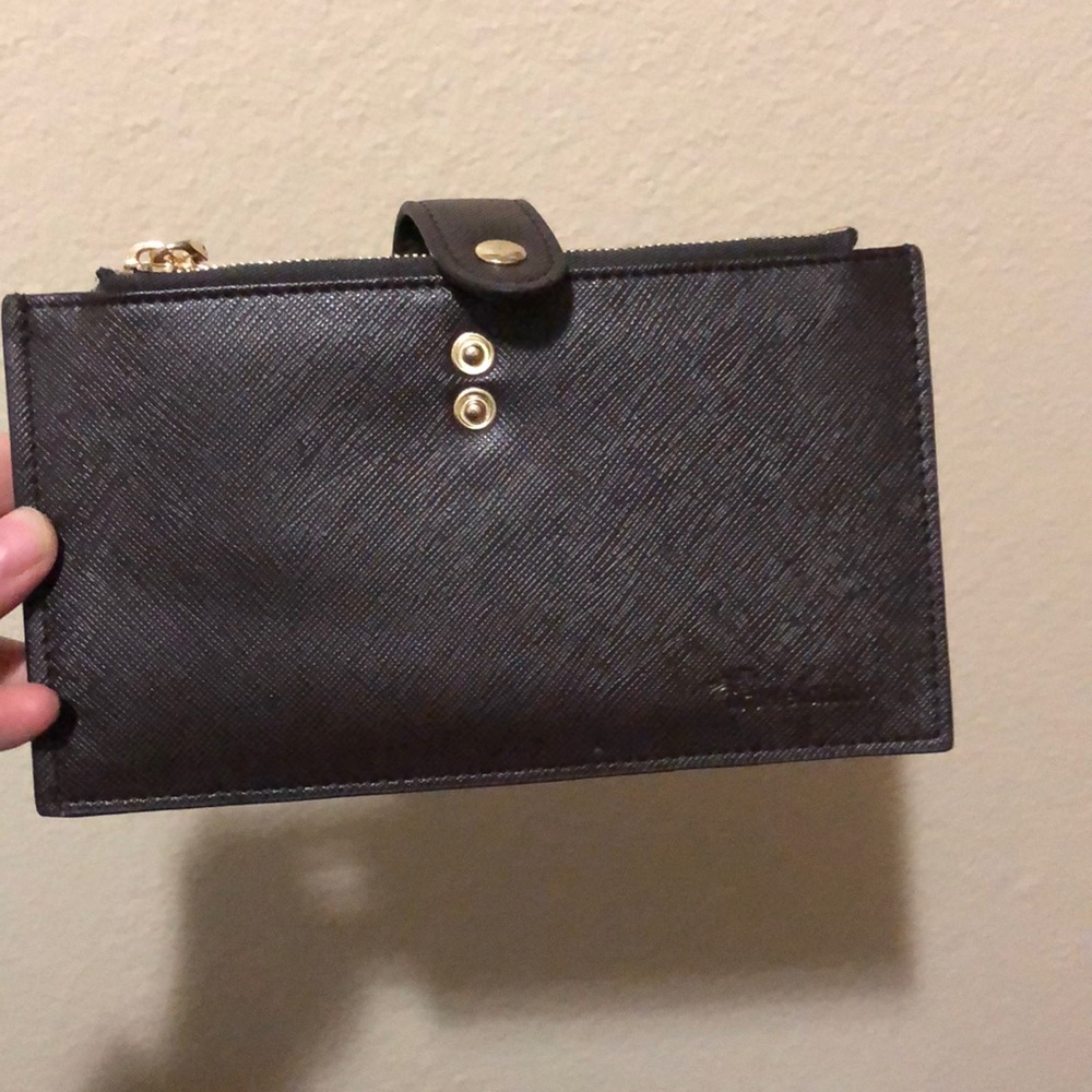 Bi-fold wallet